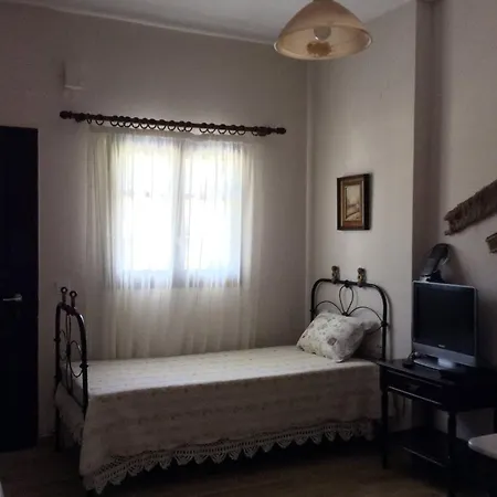 Genari Sea View For Couples Or Small Families Appartamento Korakokhórion