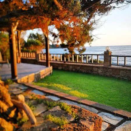 Genari Sea View For Couples Or Small Families *