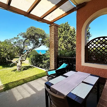 Genari Sea View For Couples Or Small Families