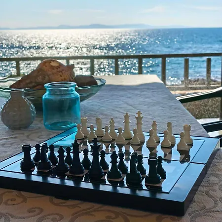 Genari Sea View For Couples Or Small Families