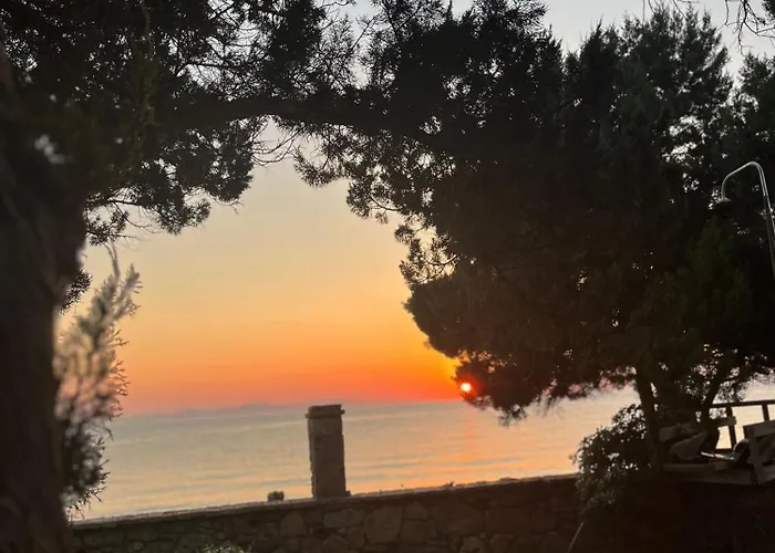 Genari Sea View For Couples Or Small Families *