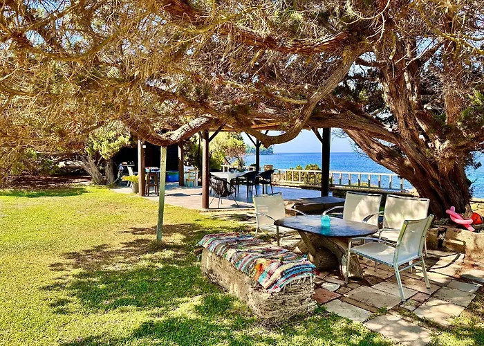 Genari Sea View For Couples Or Small Families